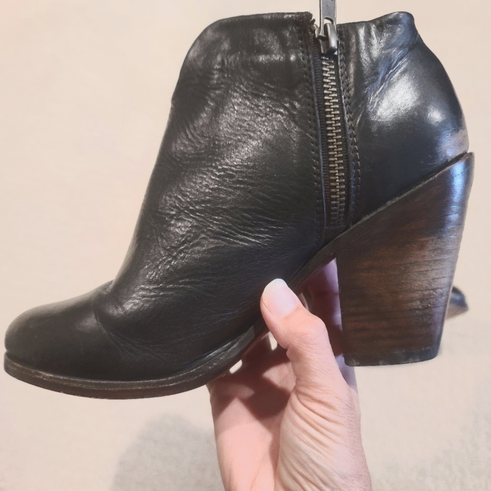 Freebird by Steven Ankle Boots Size 8